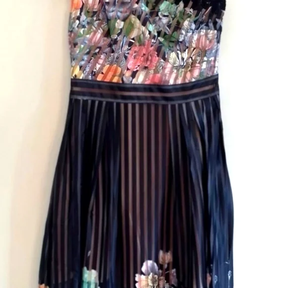 NWT Foxiedox Flora One Shoulder Midi Dress Black - Picture 2 of 7